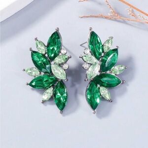 Elegant Green Cluster Crystal Dangle Earrings Rhinestone Statement Stud Earrings